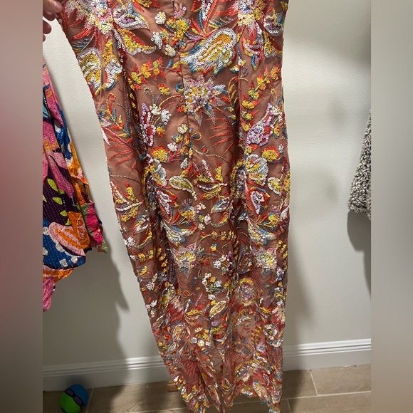 Elliatt Vespers Embellished Midi Dress - floral sequin - Size M - Picture 13 of 15